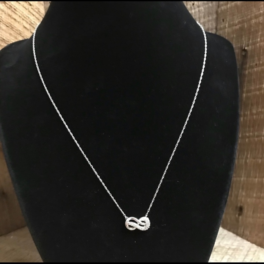 New .925 Sterling Silver Diamond Infinity Necklace